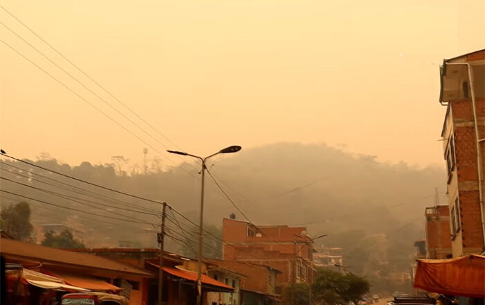 Chaqueos llenan de humo la población de Guanay; reportan más de 70 casos de IRAS y conjuntivitis