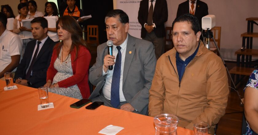 509 postulantes a Fiscales de Materia Institucionalizados rindieron la prueba escrita de conocimientos en Cochabamba.