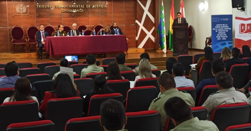 Fiscales, Jueces y Policías participan del seminario Internacional de Derechos Humanos y Obligaciones del Estado Boliviano dirigido