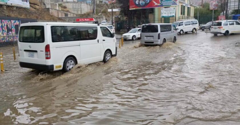 Suman 10 muertos por las lluvias en Bolivia