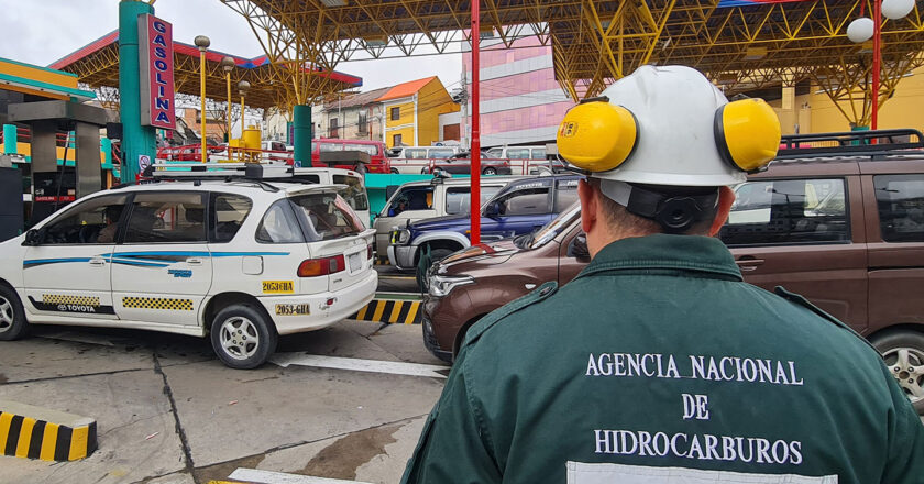 Combustibles: ANH reporta ‘abastecimiento controlado’, aunque hay más de 100 cisternas varadas