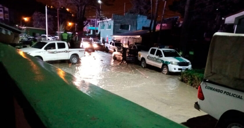 Otra vez la lluvia causa estragos en la zona Sur de La Paz