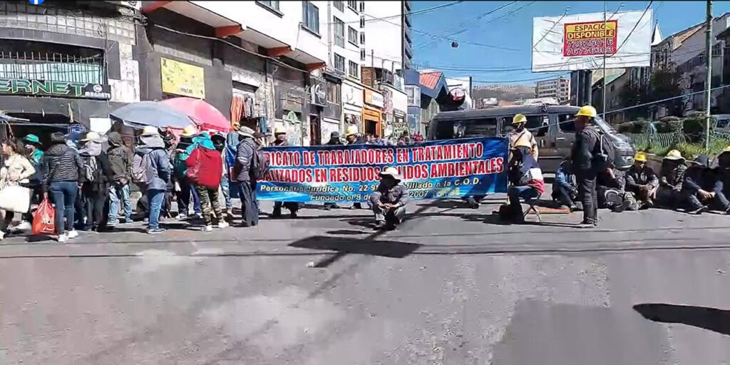 TRABAJADORES