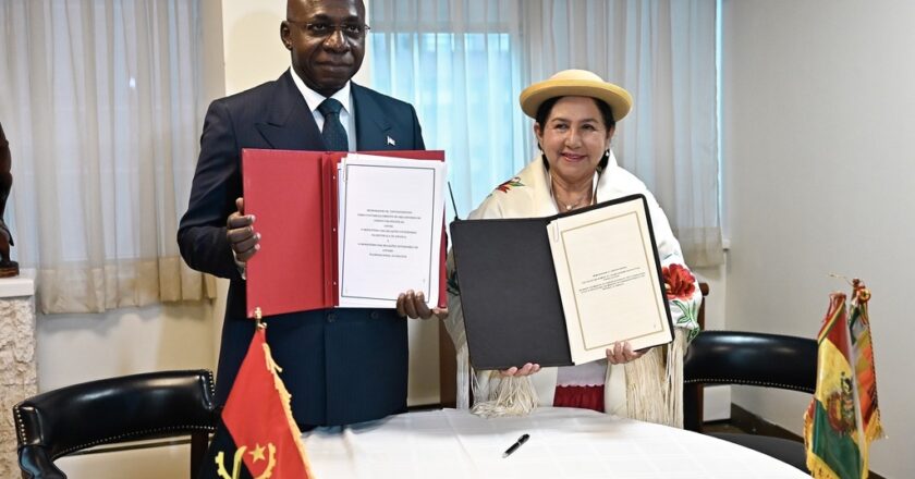 Angola y Bolivia estrechan relaciones bilaterales con memorándum de Mecanismo de Consultas Políticas