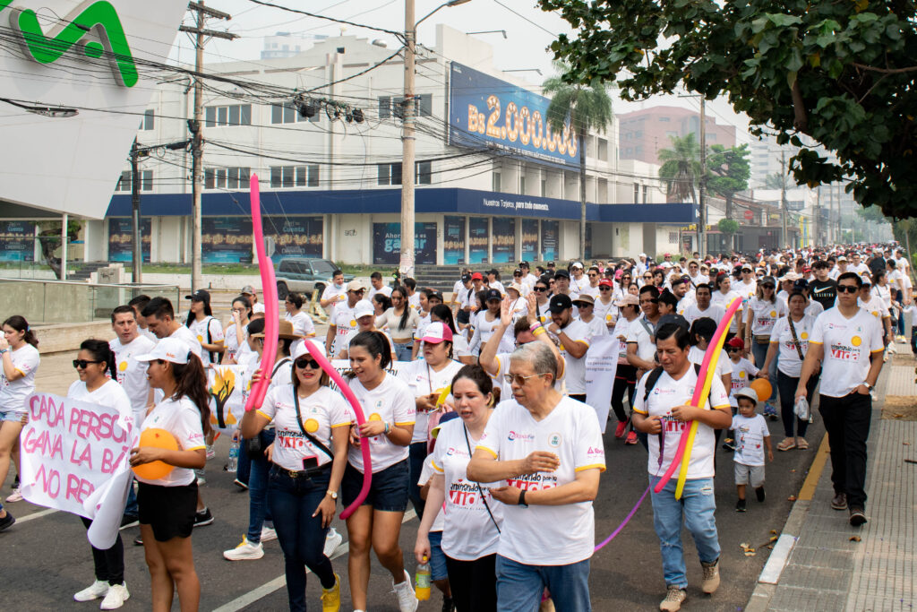 CAMINANDO POR LA VIDA