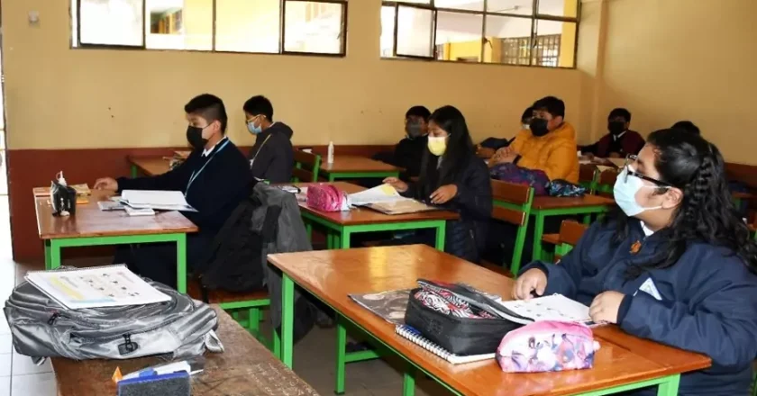 Inicia preinscripción en unidades educativas de alta demanda