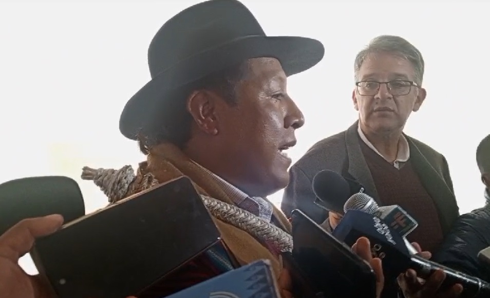 Campesinos de La Paz ‘arcistas’ dan plazo de 72 horas para que ‘de una vez’ se solucione la falta de diésel