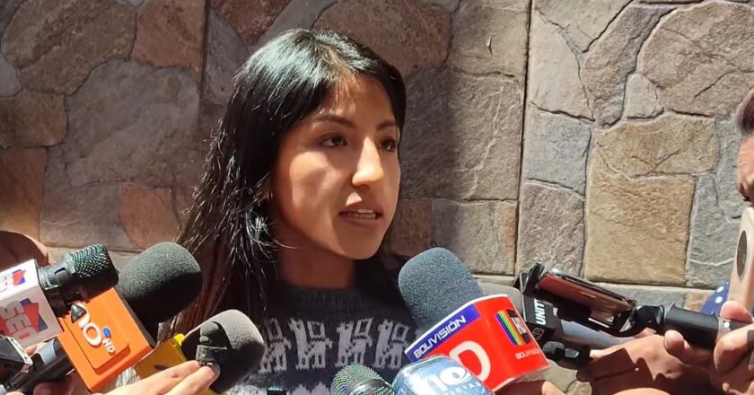 Quintana, Santos y otros dirigentes están ‘a buen resguardo’, según la hija de Evo Morales